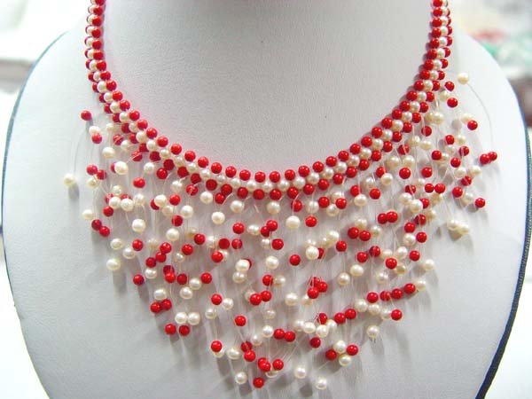 17"" beauty 4-5mm white pearl with red coral necklace