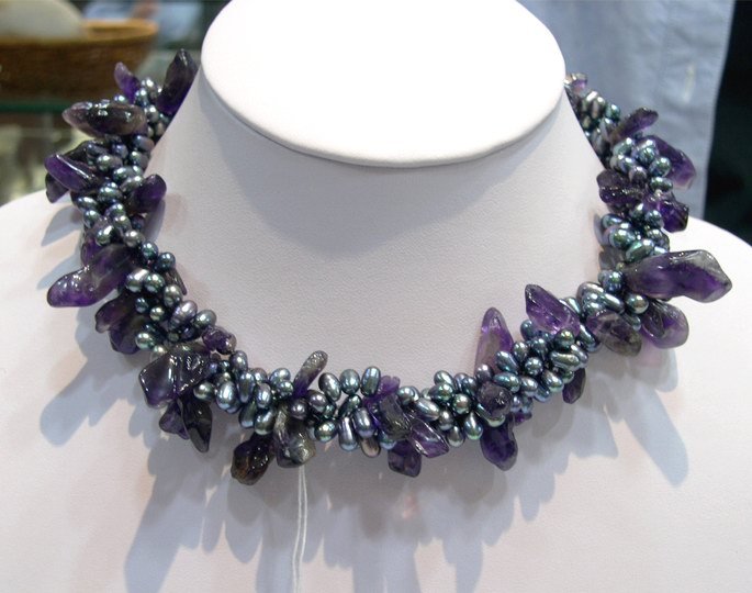 17'' 3row grey Cultured Pearl & Amethyst Necklace