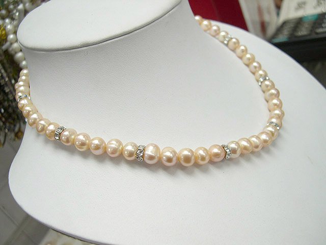 17'' single row pink Genuine Cultured Pearl Necklace