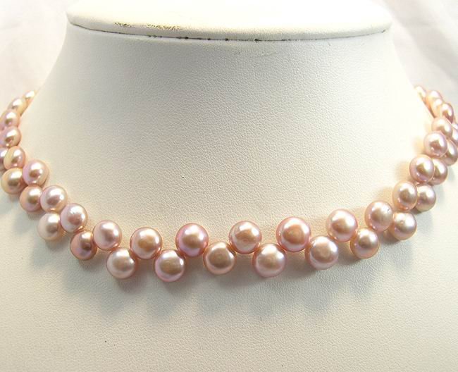 BEAUTIFUL 16'' CULTURED PINK PEARL NECKLACE