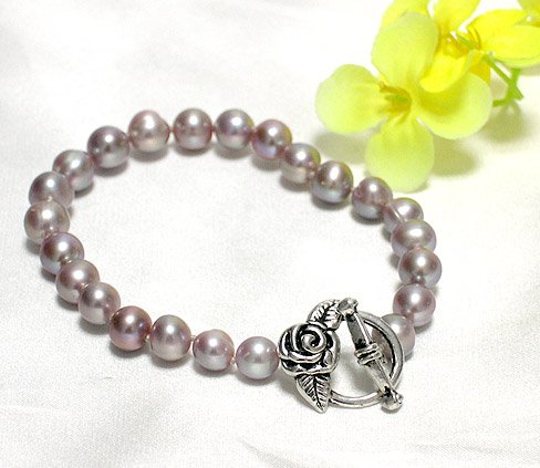 BEAUTIFUL LAVENDER CULTURED PEARL BRACELET