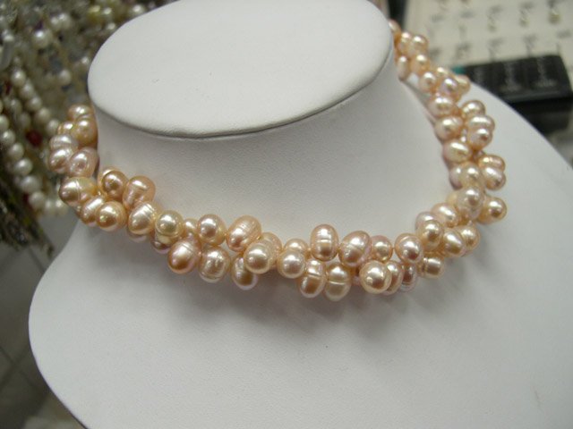 Beautiful 18'' 6-7mm FW cultured pearl Necklace