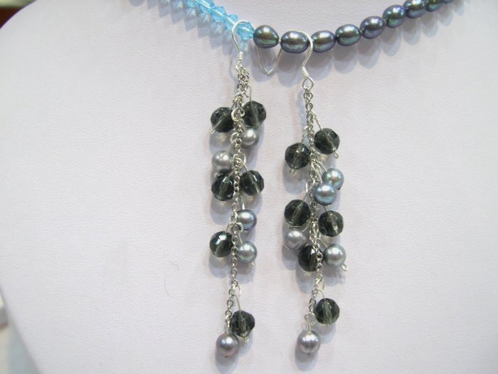 Beautiful silver Cultured PEARL & crystal Earring 925s
