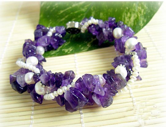 Beauty white cultured Pearl & natural amethyst bracelet