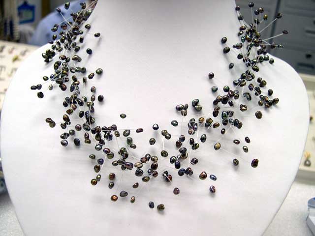 CHarming Fancy style Cultured Pearl NECKLACE