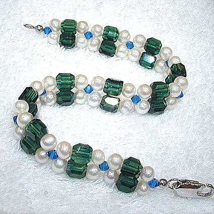 Charming 2rows white cultured pearl & crystal bracelet