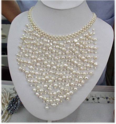 Charming! Handmade White Cultured Pearl Necklace