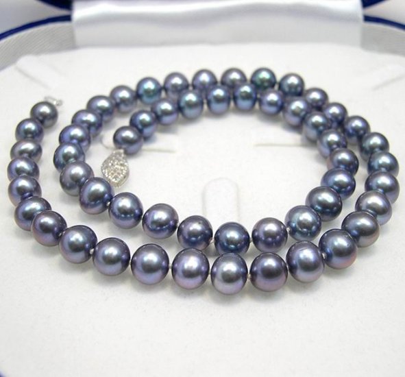 EXcelent $1200 CULTURED PEARL NECKLACE