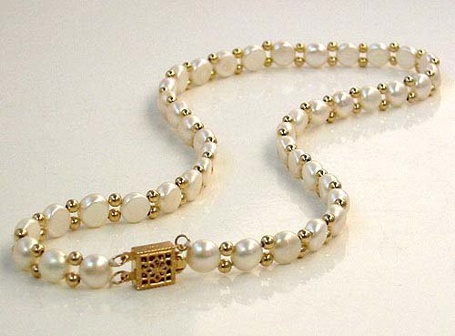 Excelent rare white Cultured Pearl & golden beads Necklace