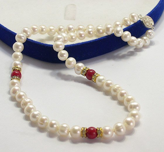 LADIES 17'' 8-9MM cultured PEARL FW NECKLACE 925s