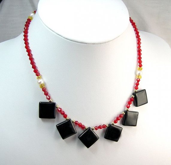 Luxury 16'' white Cultured Pearl Agate Crystal Necklace
