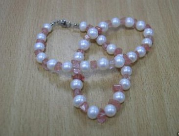 Unique white Genuine Cultured PEARL & crystal Necklace