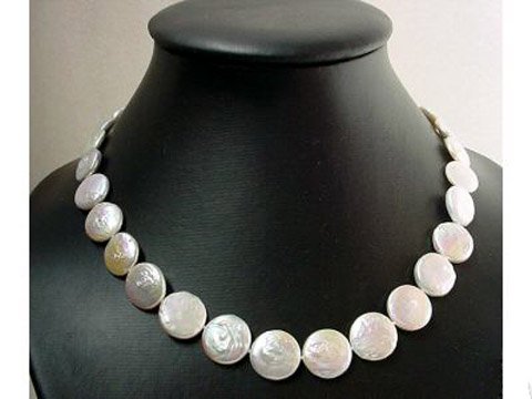 elegance 17'' single stand coin cultured pearl necklace
