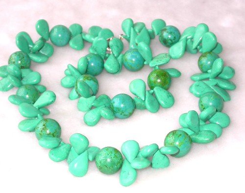 Gorgeous 17''/7.5'' green turquoise necklace bracelet set
