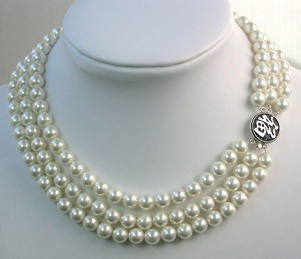 16-18'' 8mm white sea shell pearls necklace