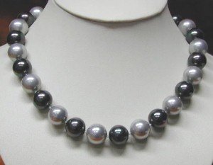 17'' 12mm black & gray sea shell pearls necklace