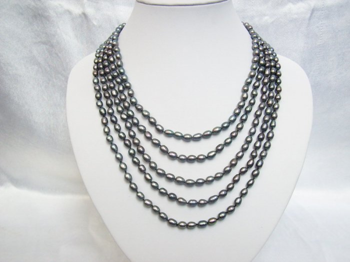 Stylish 5 ply gray Real Freshwater Pearls necklace