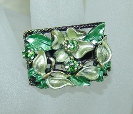 Rhinestone ring rec green