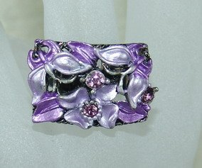 Rhinestone ring rec purple