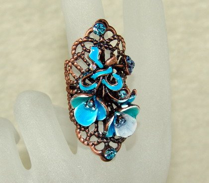 Rhinestone ring vintage blue