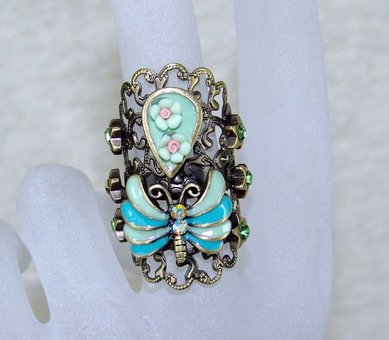 Rhinestone ring unique light blue
