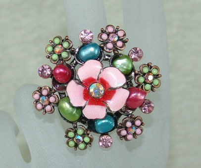 Rhinestone ring pink flower