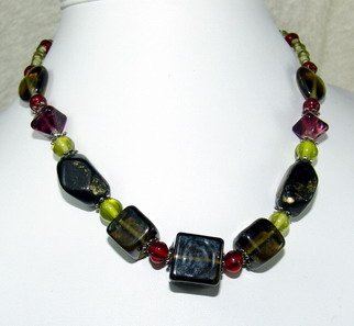 special black dreamstone necklace