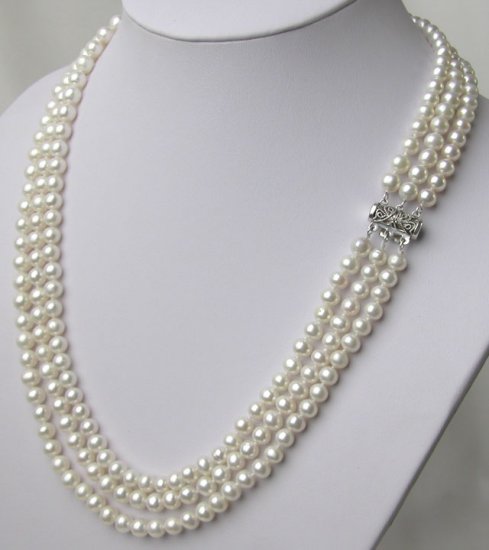 3 Strands 6-7mm White Cultured Pearl Necklace fly clasp