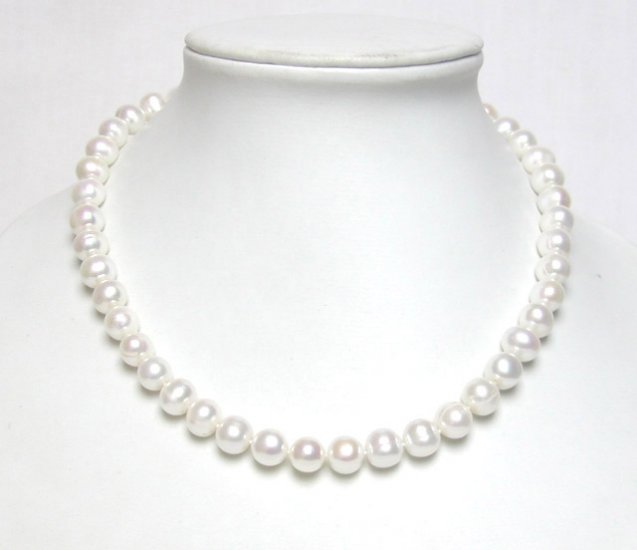 BIG 9-10MM FRESHWATER PEARLS NECKLACE Heart clasp