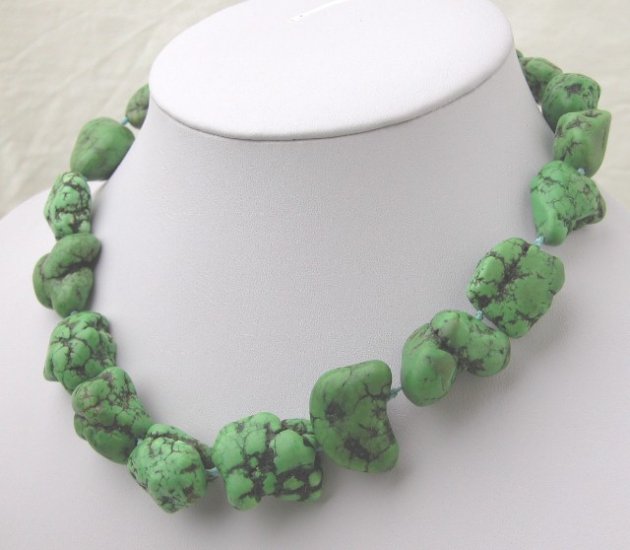 Baroque Green Turquoise Necklace Moonlight clasp