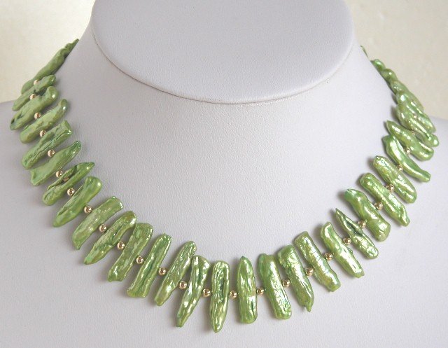 High Quality Green Biwa Pearl Necklace Lovely GP Clasp