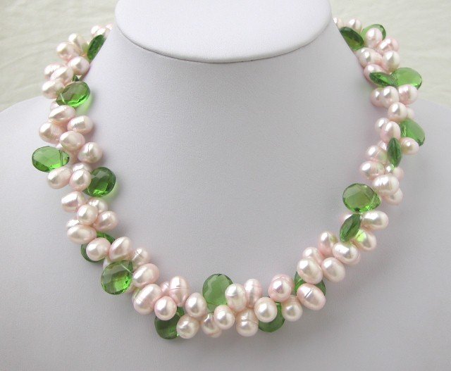 Natural Pink FW Pearl & Green Crystal Necklace
