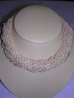 16-strand nature fresh water pearl necklace