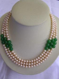 CULTURED NICE REAL JADE AND PEARL NECKLACE