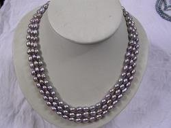 Nice 3- strand purple fresh water pearl necklace
