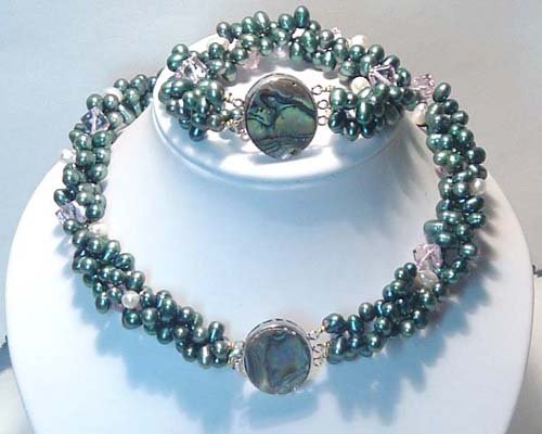 Junoesque 3rows6-7mm freshwater necklace and bracelet