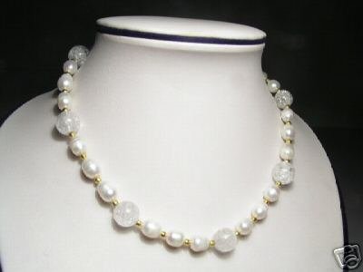 Lovely White FW Pearls&Crystal Necklace
