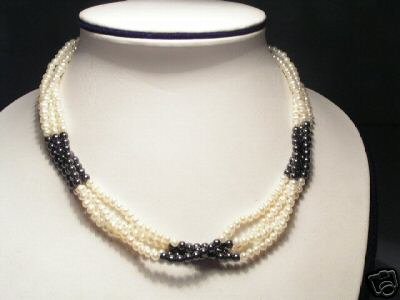 Unique Real 4-Srd White&Gray Pearls Necklace