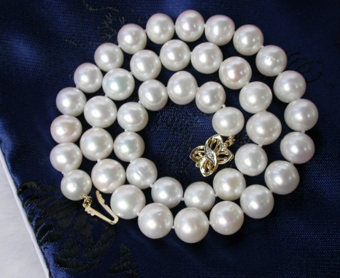 stunning big 10mm white round cultured pearls necklace