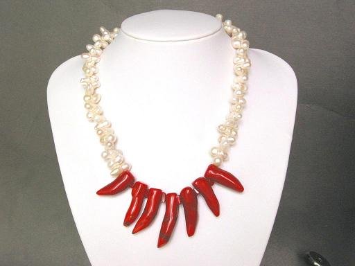 Necklace FW White Twin Pearls Chilipepper Coral