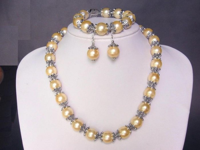 Necklace Set S Sea Yellow Shell Pearls Bali Silver Cap