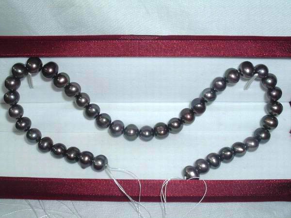 AA+ 10-11 mm black freshwater pearl loose string