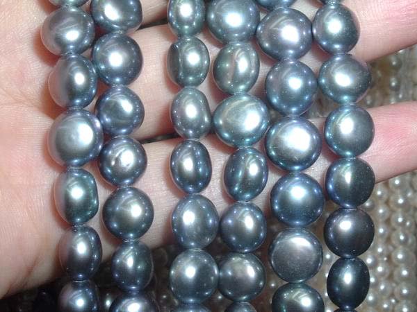 AAA 5strand 8-9 mm pushbutton black freshwater pearl