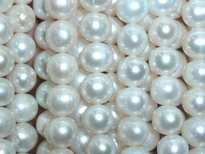 AAA 10 strand 8-9 mm white freshwater pearl