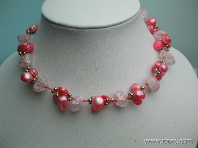 Fancy 17'' pink pearl and crystal necklace