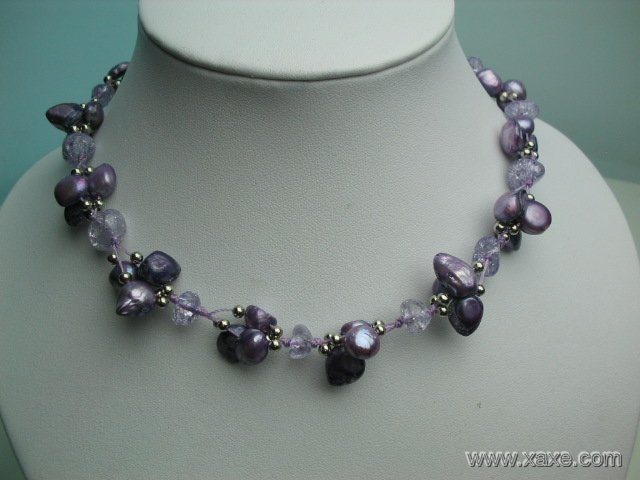 Fancy 17'' purple pearl and crystal necklace