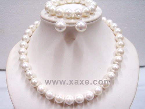 12mm white seashell pearl Necklace Bracelet Earring set