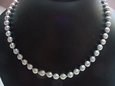 Natural silver sea water pearl necklace