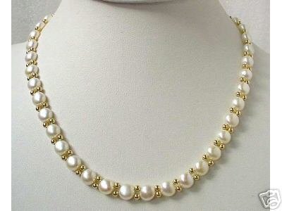 WHITE FW PEARL NECKLACE SET