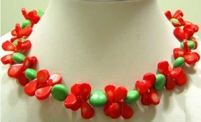 16'' red coral and green turquoise necklace